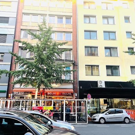 Zentrale Wohnung Direkt Am Hauptbahnhof - Bismarck Düsseldorf Esterno foto