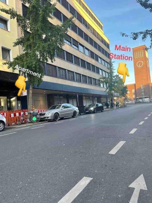 Zentrale Wohnung Direkt Am Hauptbahnhof - Bismarck Düsseldorf Esterno foto