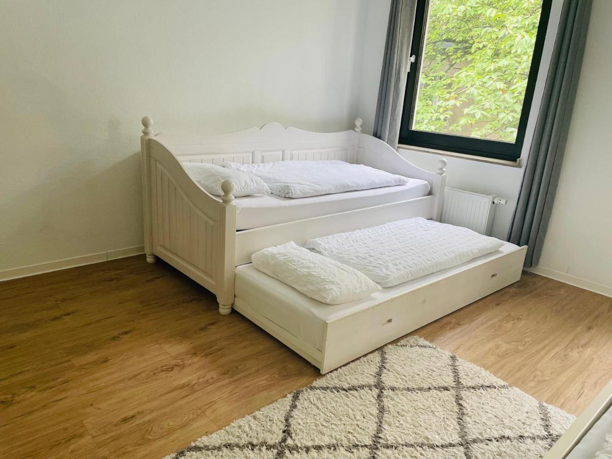 Zentrale Wohnung Direkt Am Hauptbahnhof - Bismarck Düsseldorf Esterno foto