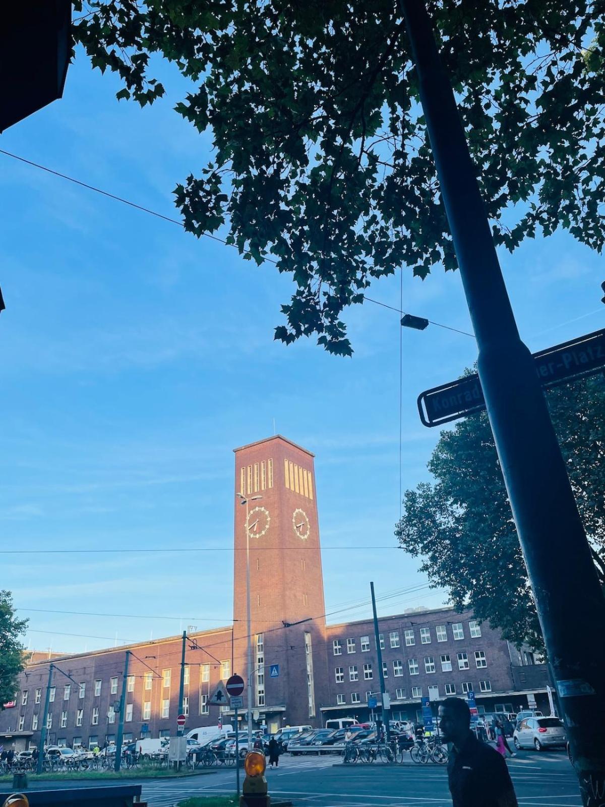 Zentrale Wohnung Direkt Am Hauptbahnhof - Bismarck Düsseldorf Esterno foto
