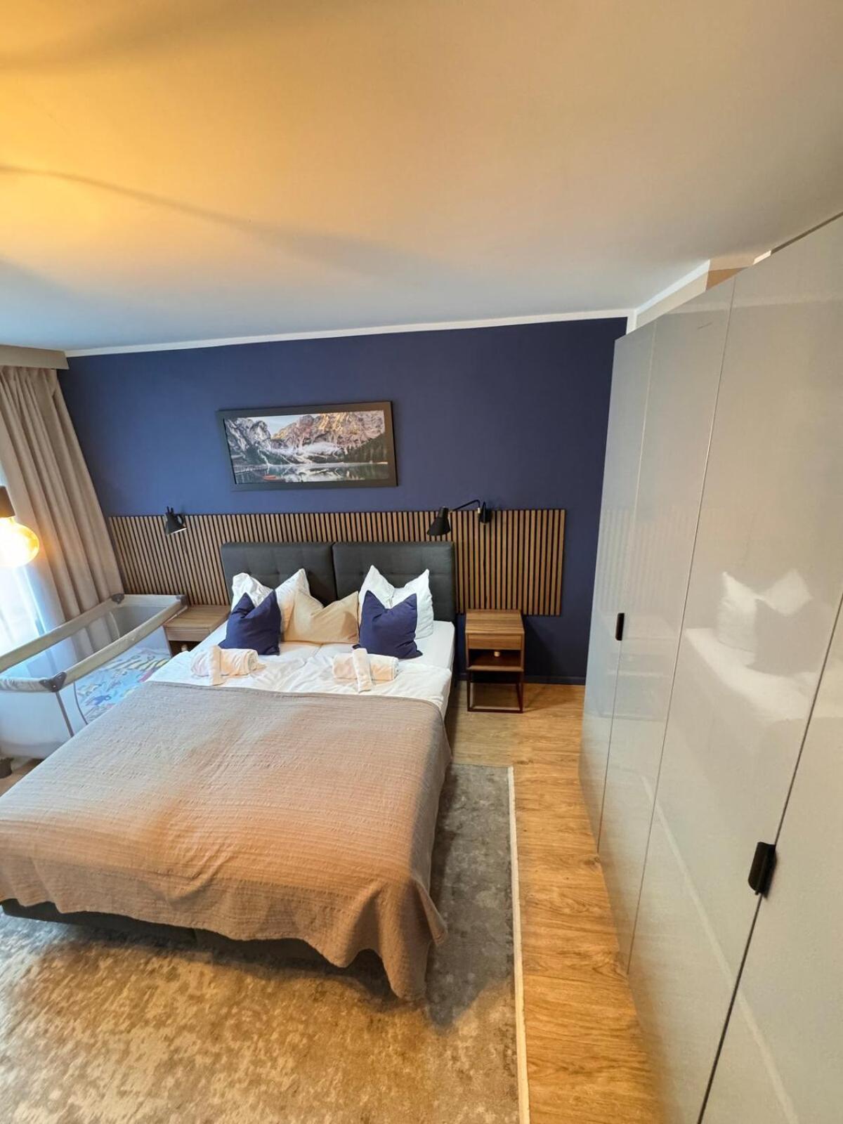 Zentrale Wohnung Direkt Am Hauptbahnhof - Bismarck Düsseldorf Esterno foto