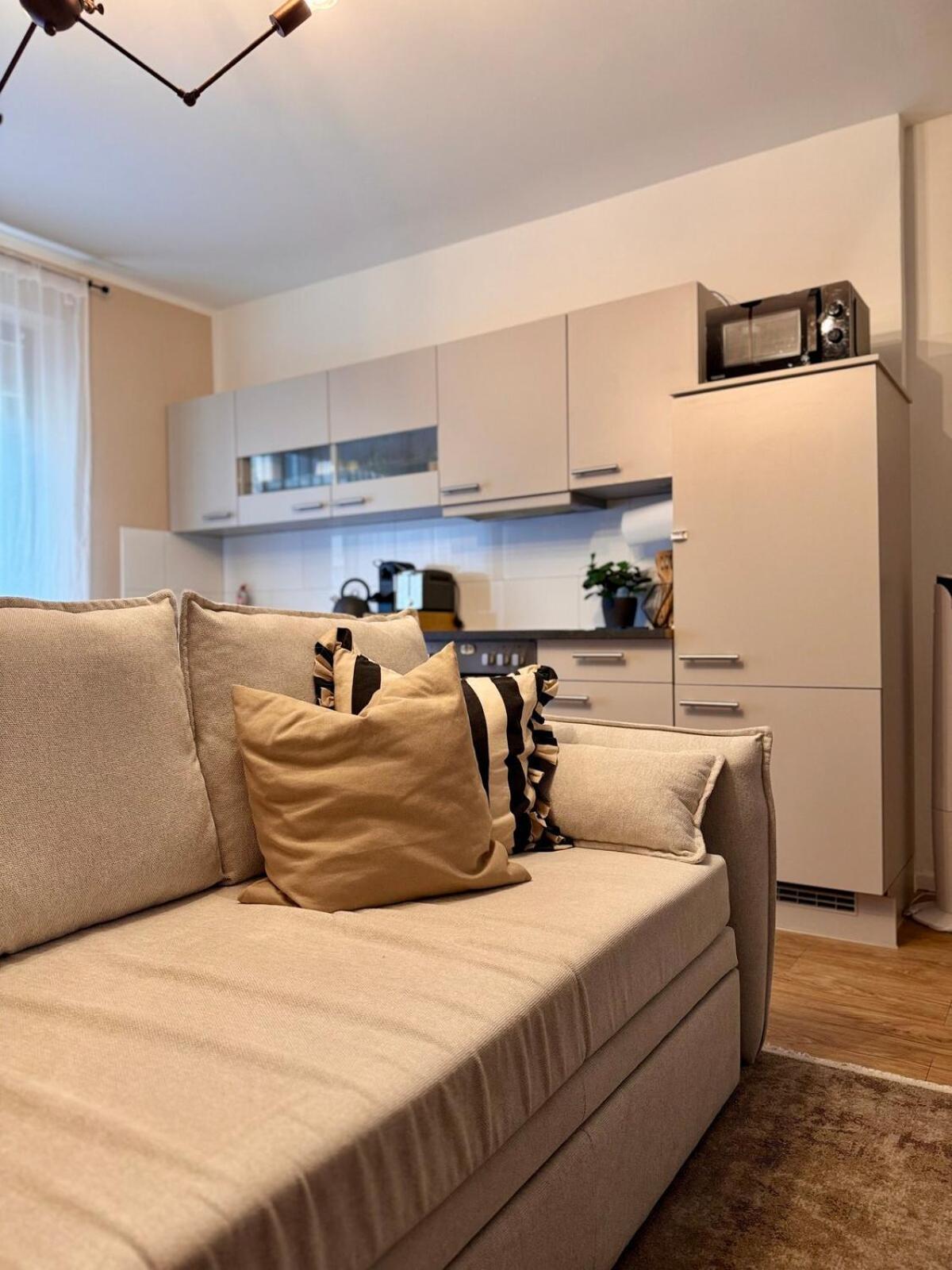 Zentrale Wohnung Direkt Am Hauptbahnhof - Bismarck Düsseldorf Esterno foto
